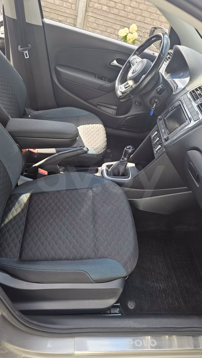 Volkswagen Polo Sedan фото 11