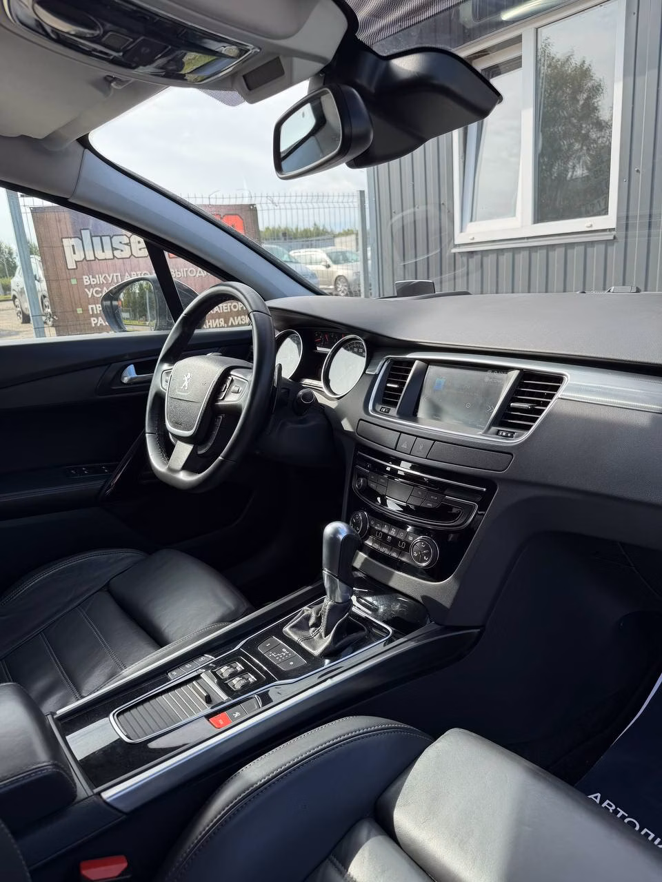 Peugeot 508 фото 10