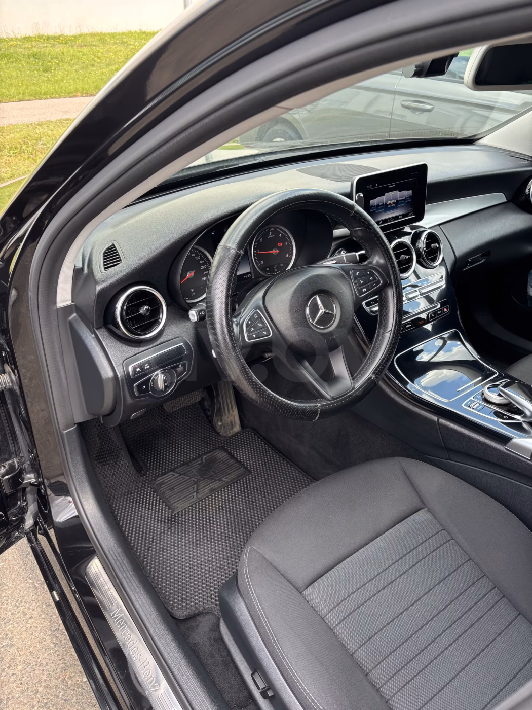 Mercedes-Benz C-Класс фото 13