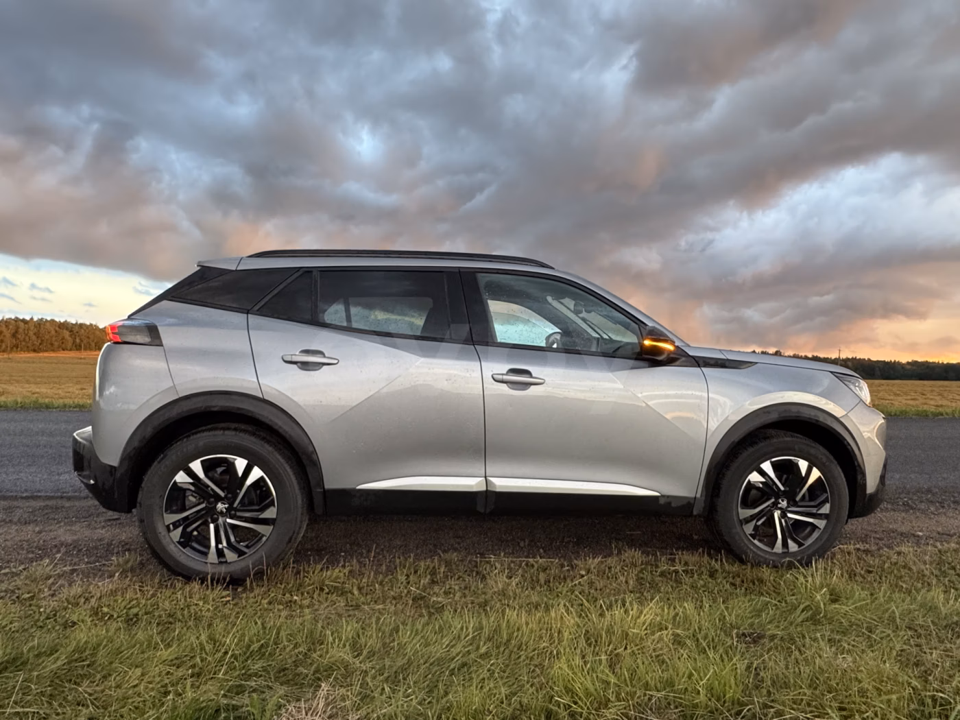 Peugeot 2008 фото 9