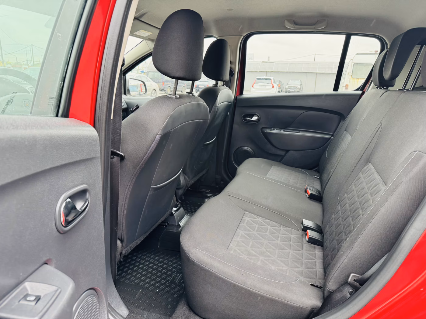 Renault Sandero Stepway фото 6