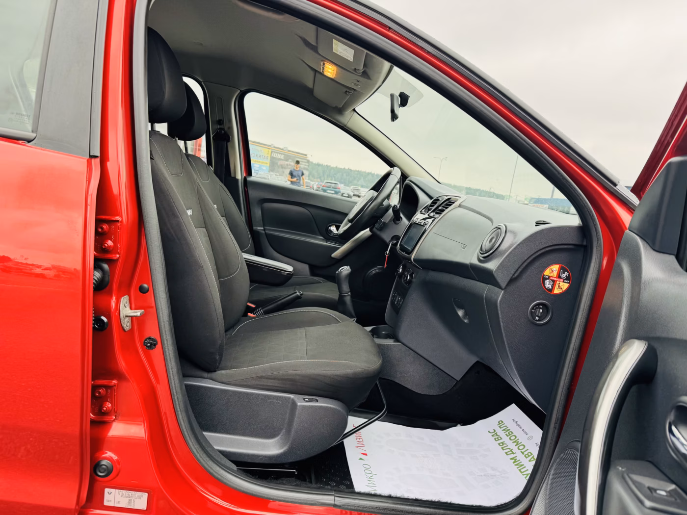 Renault Sandero Stepway фото 9