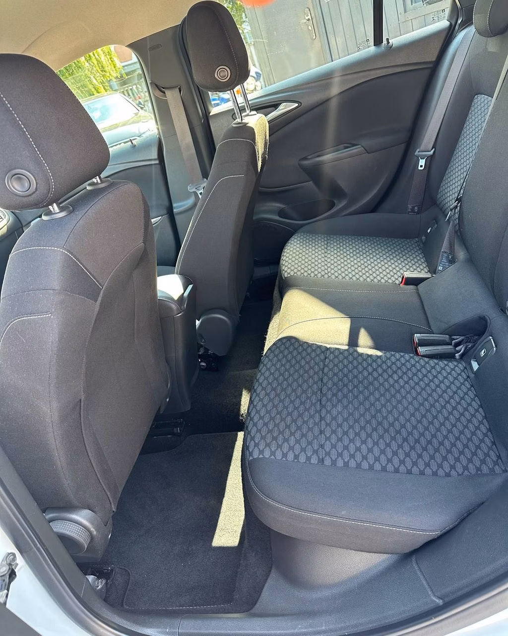 Opel Astra фото 10