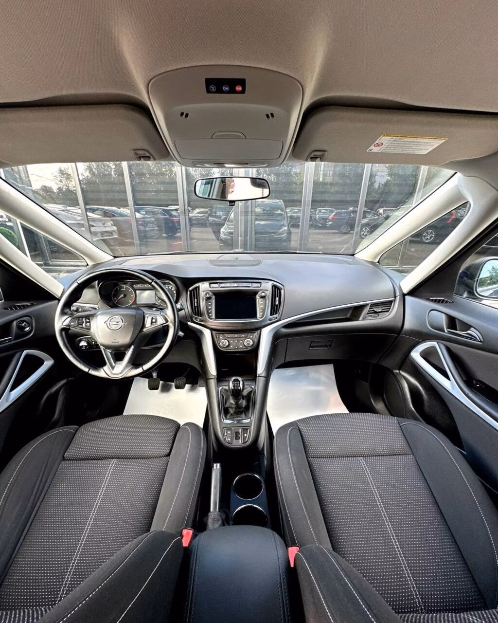 Opel Zafira фото 10