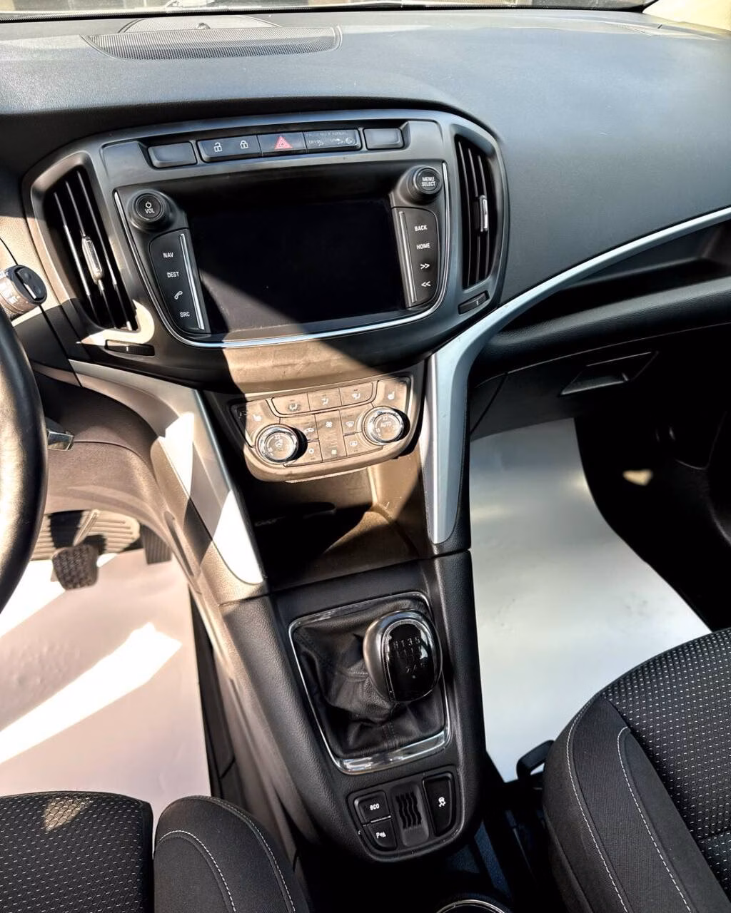 Opel Zafira фото 16