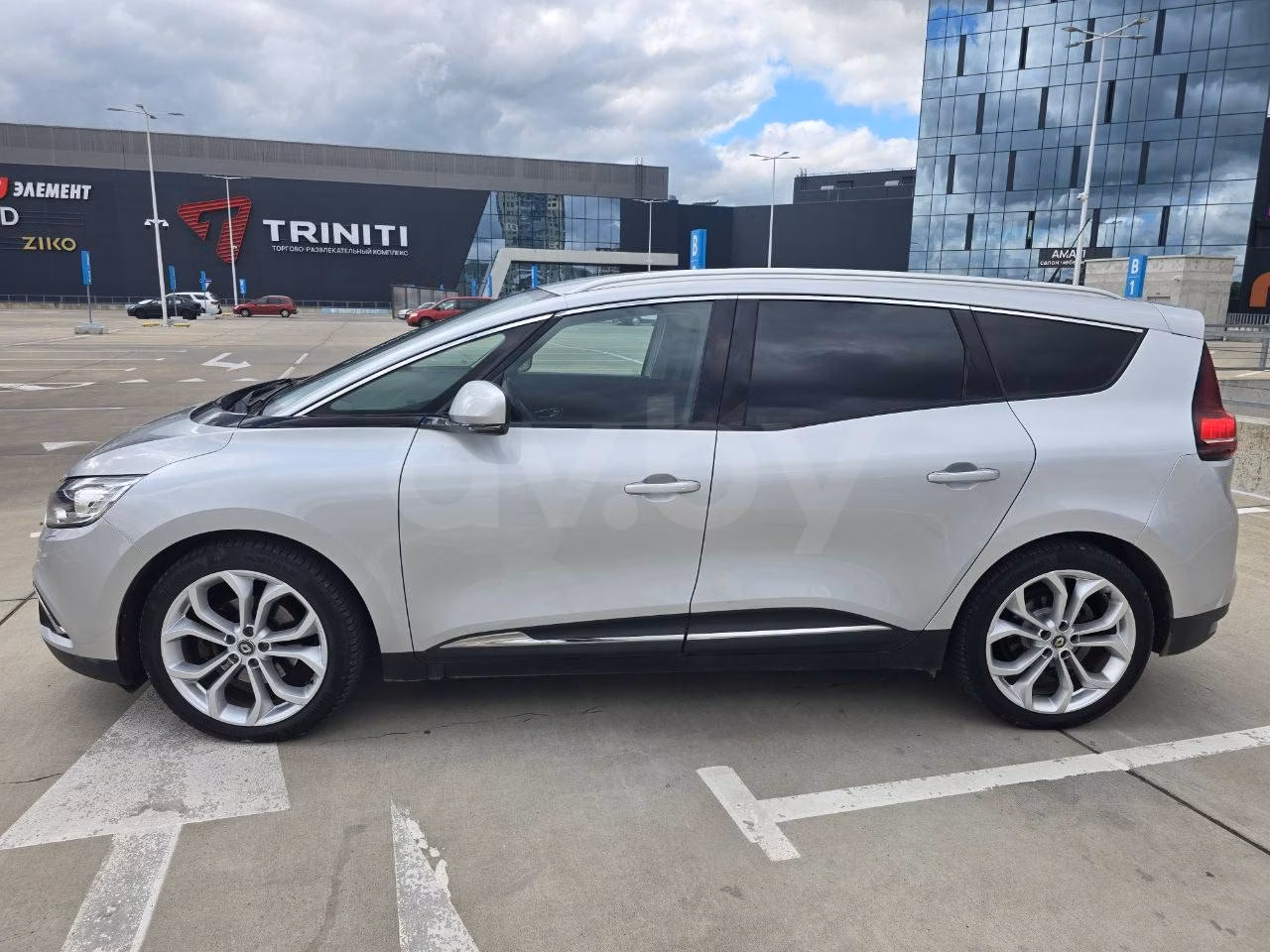 Renault Grand Scenic фото 5