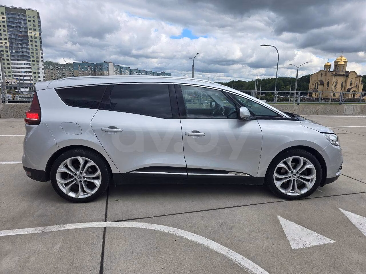 Renault Grand Scenic фото 6