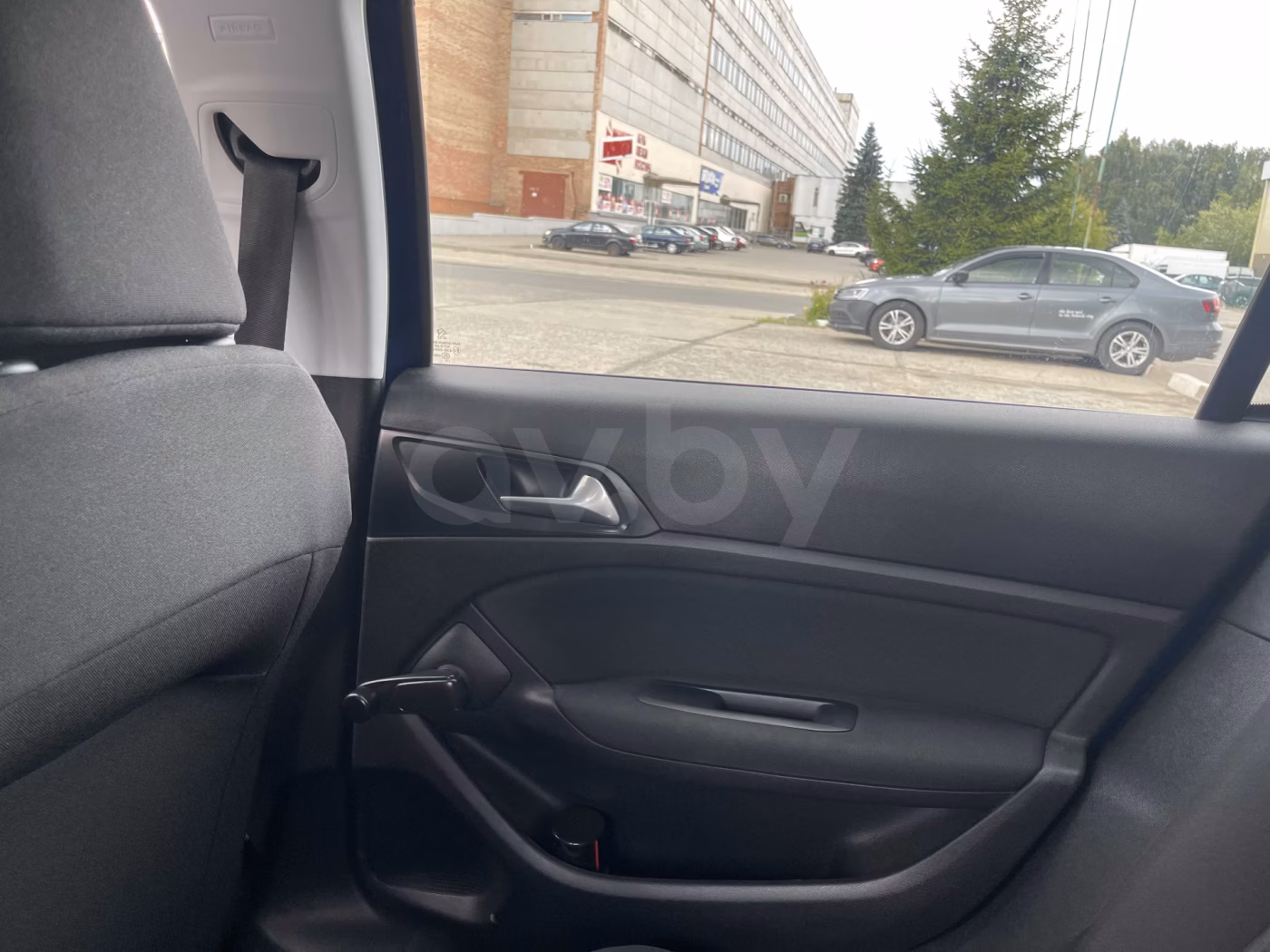 Peugeot 308 фото 5