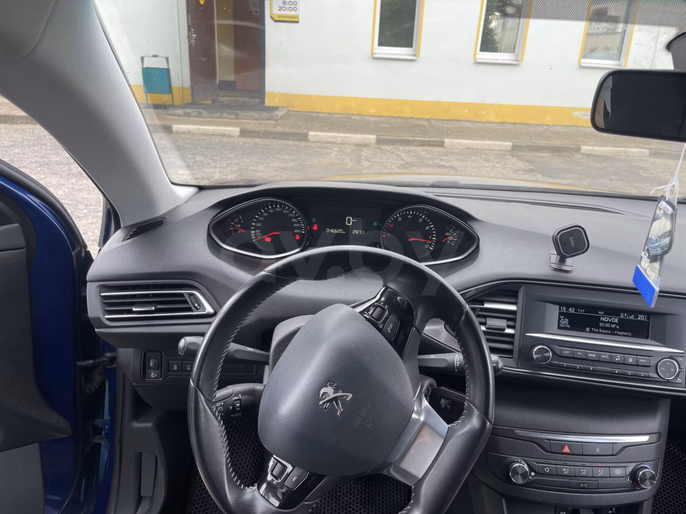 Peugeot 308 фото 6