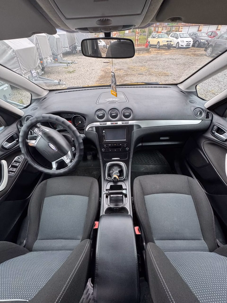 Ford Galaxy фото 9