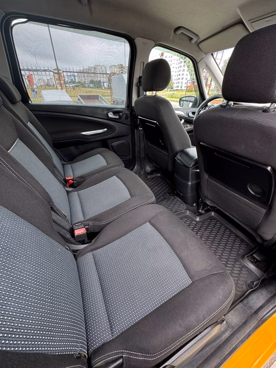 Ford Galaxy фото 14