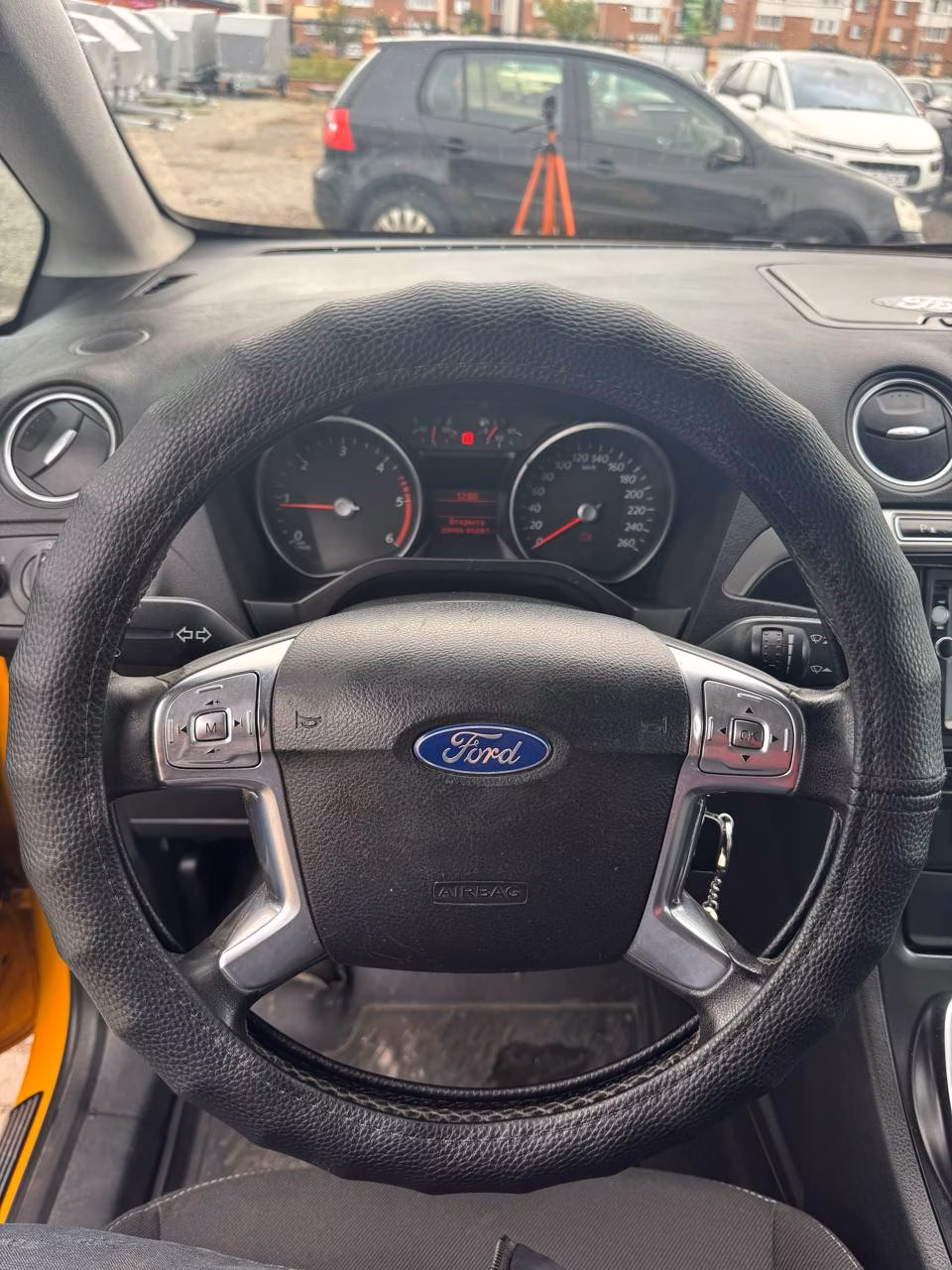 Ford Galaxy фото 19