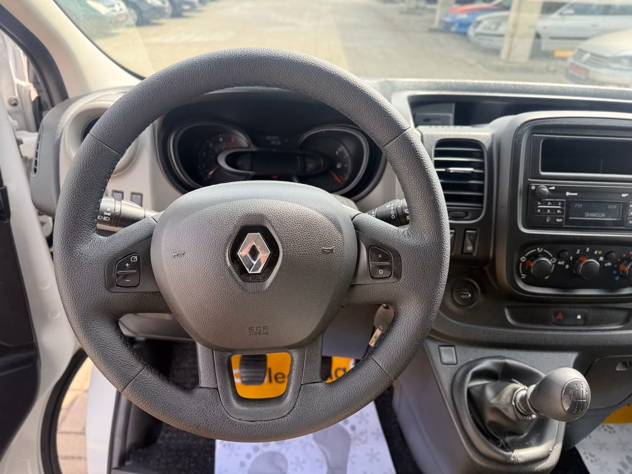 Renault Trafic фото 22