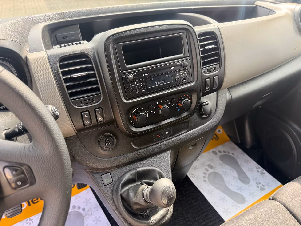 Renault Trafic фото 21