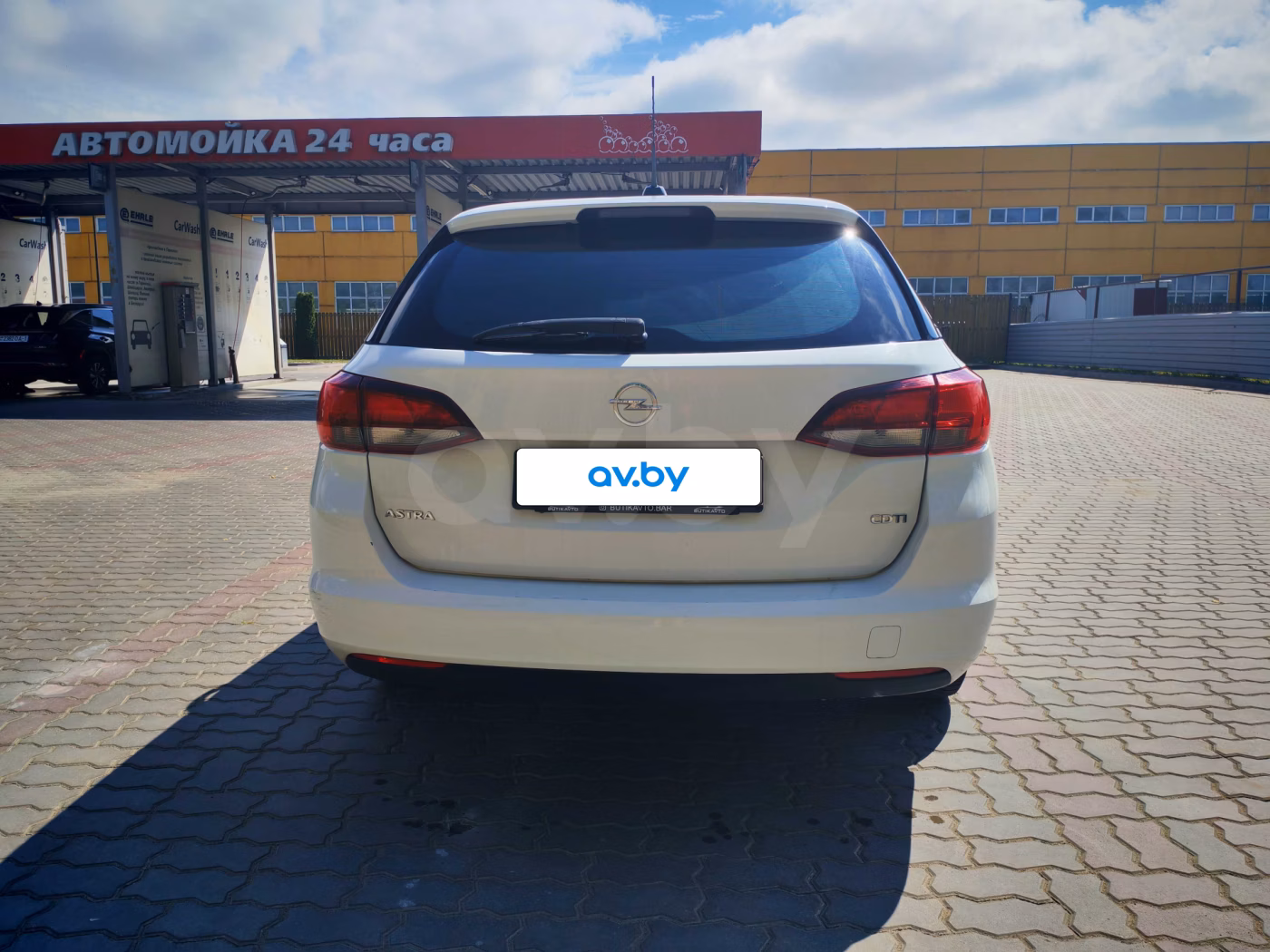 Opel Astra фото 7
