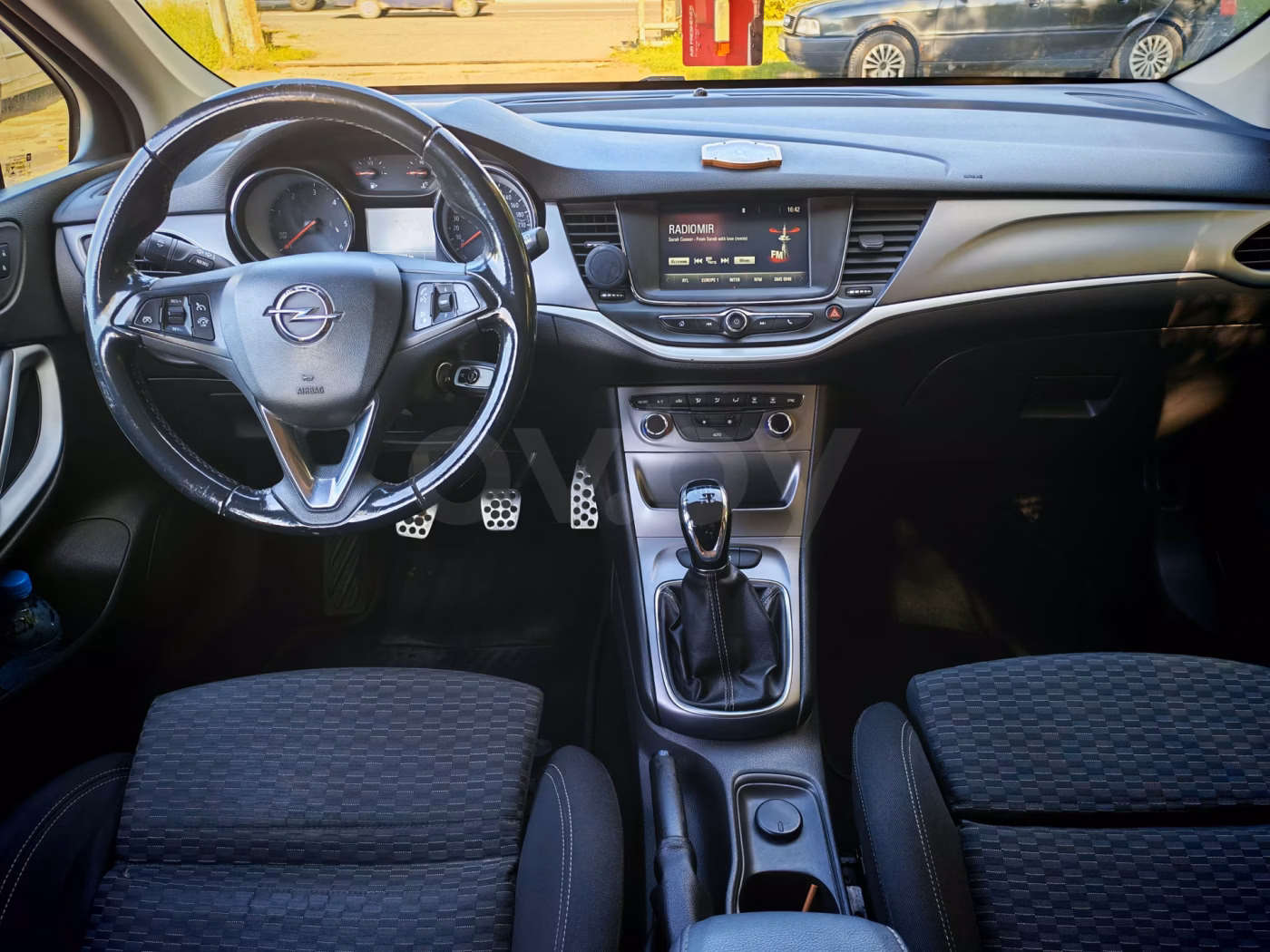 Opel Astra фото 8