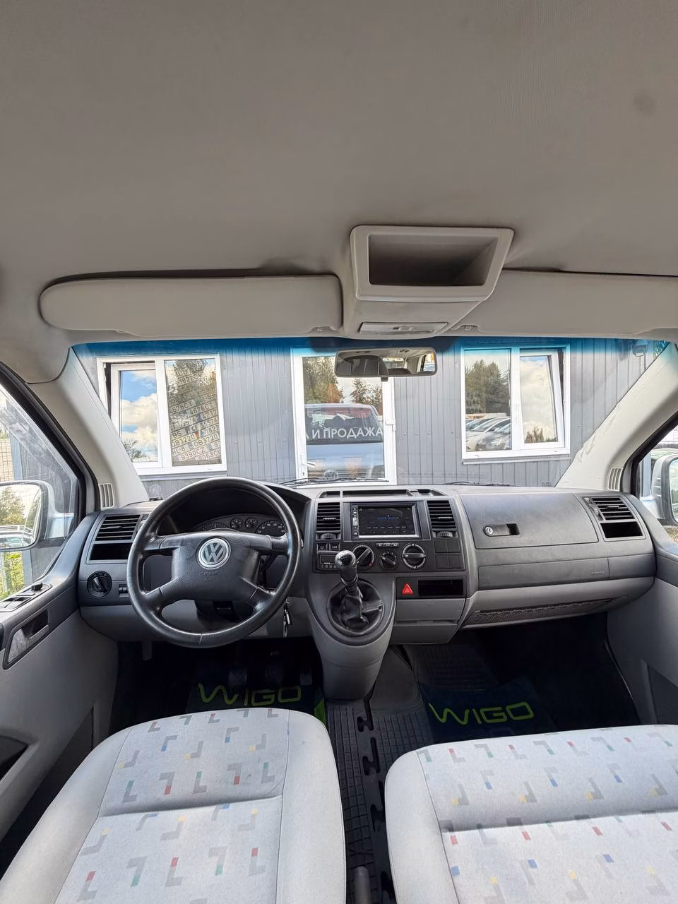Volkswagen Caravelle фото 9