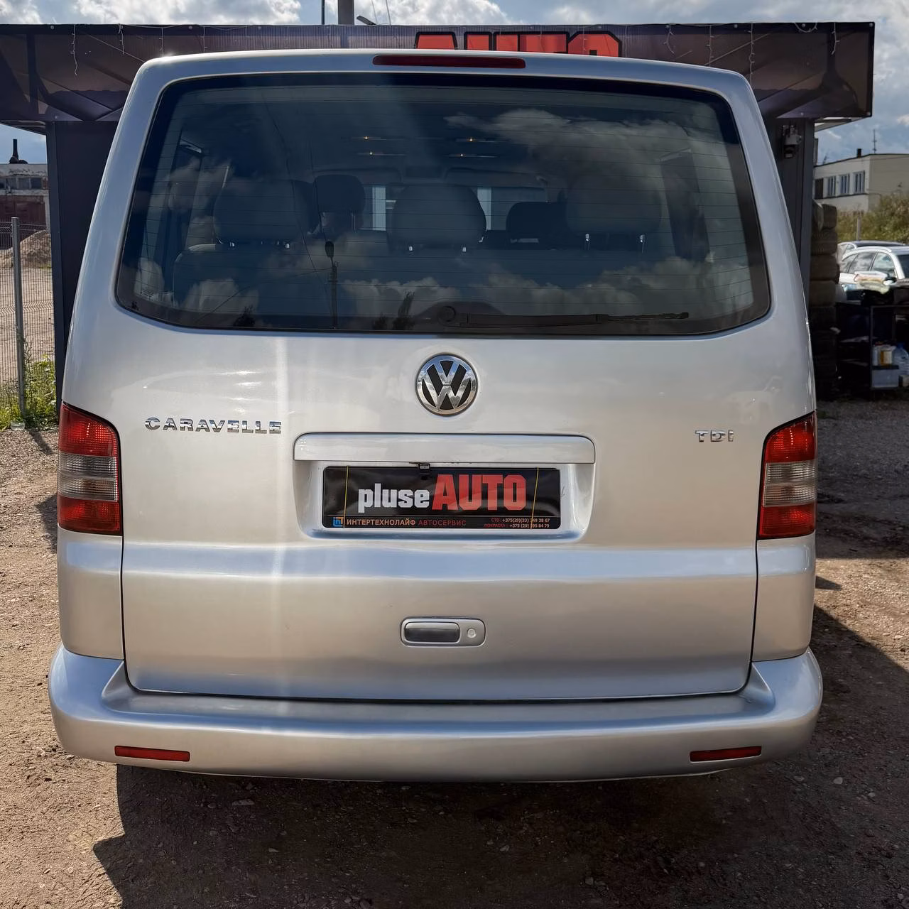 Volkswagen Caravelle фото 6