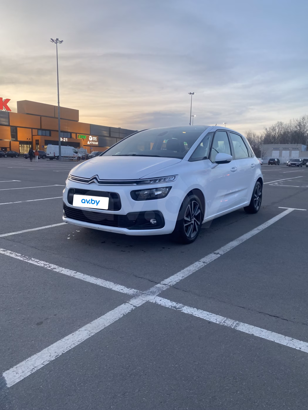 Citroen C4 Spacetourer фото 3