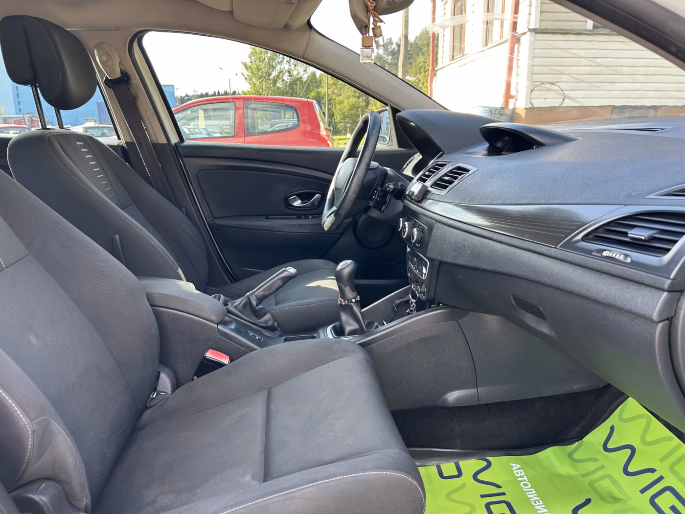 Renault Megane фото 13