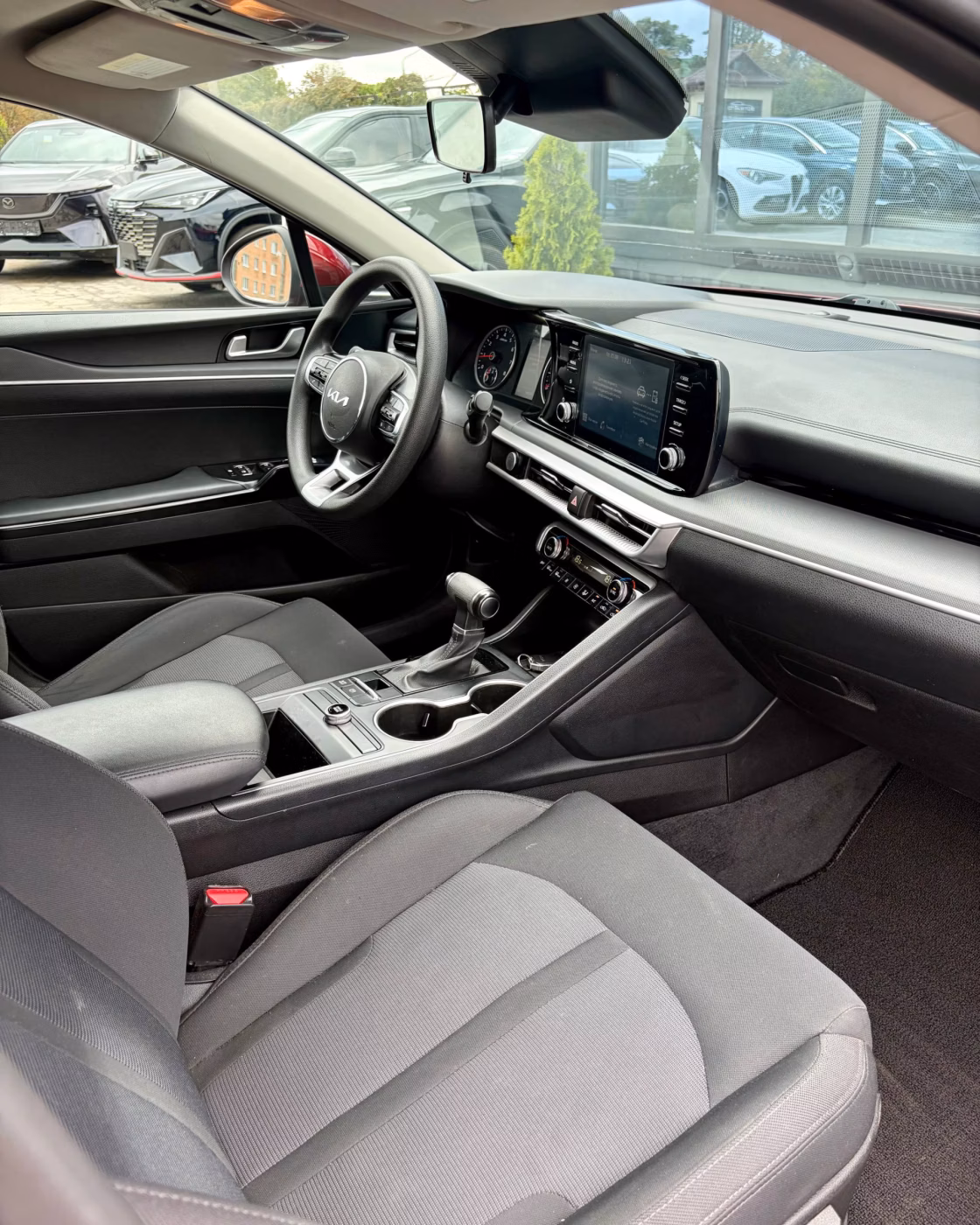 Kia K5 фото 15