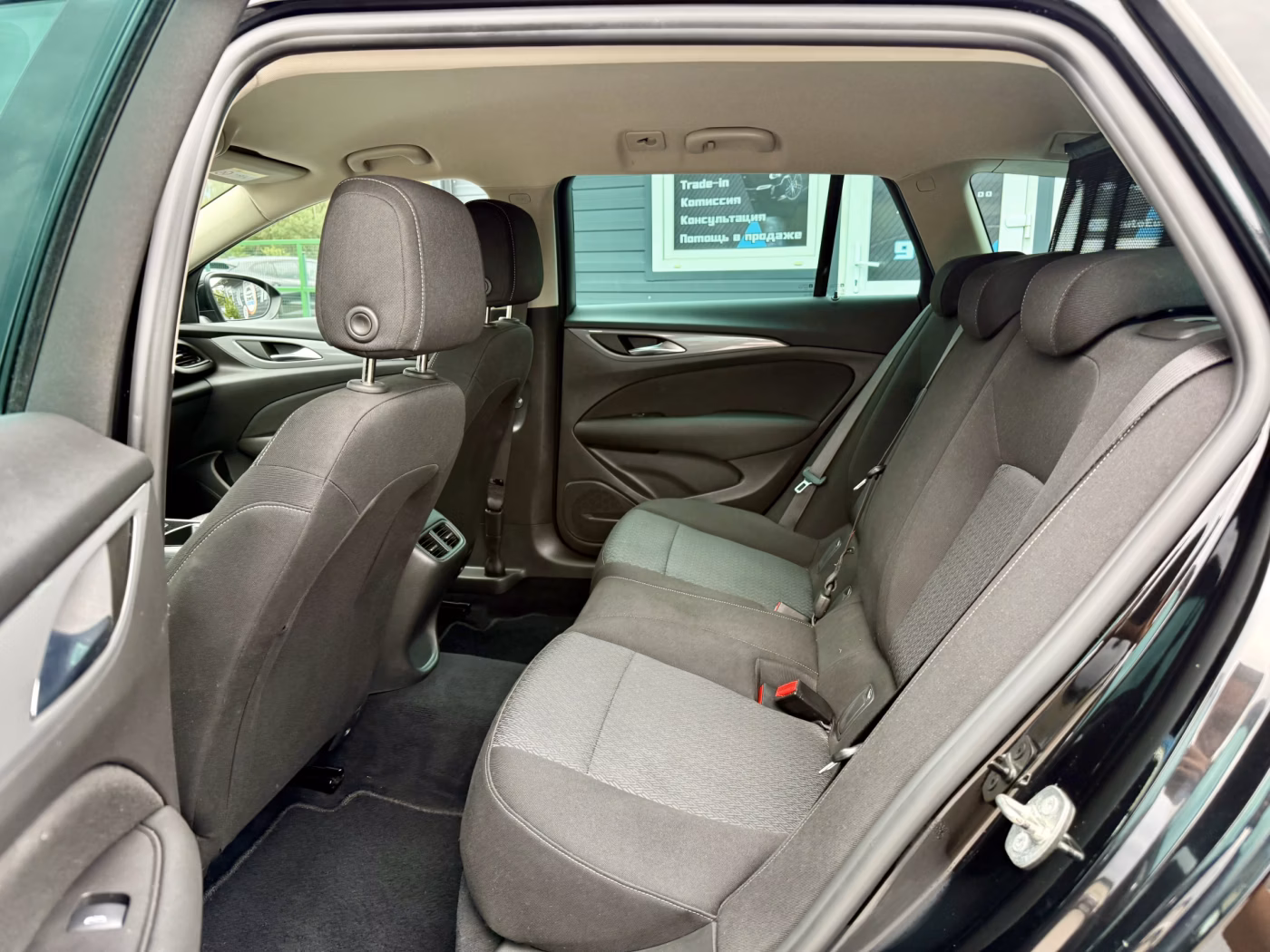 Opel Insignia фото 14