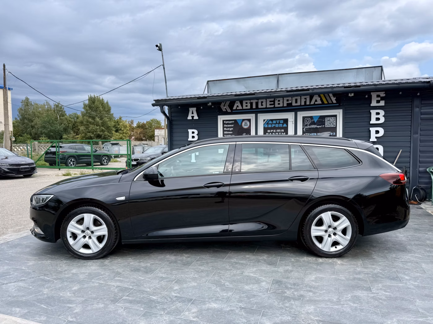 Opel Insignia фото 9