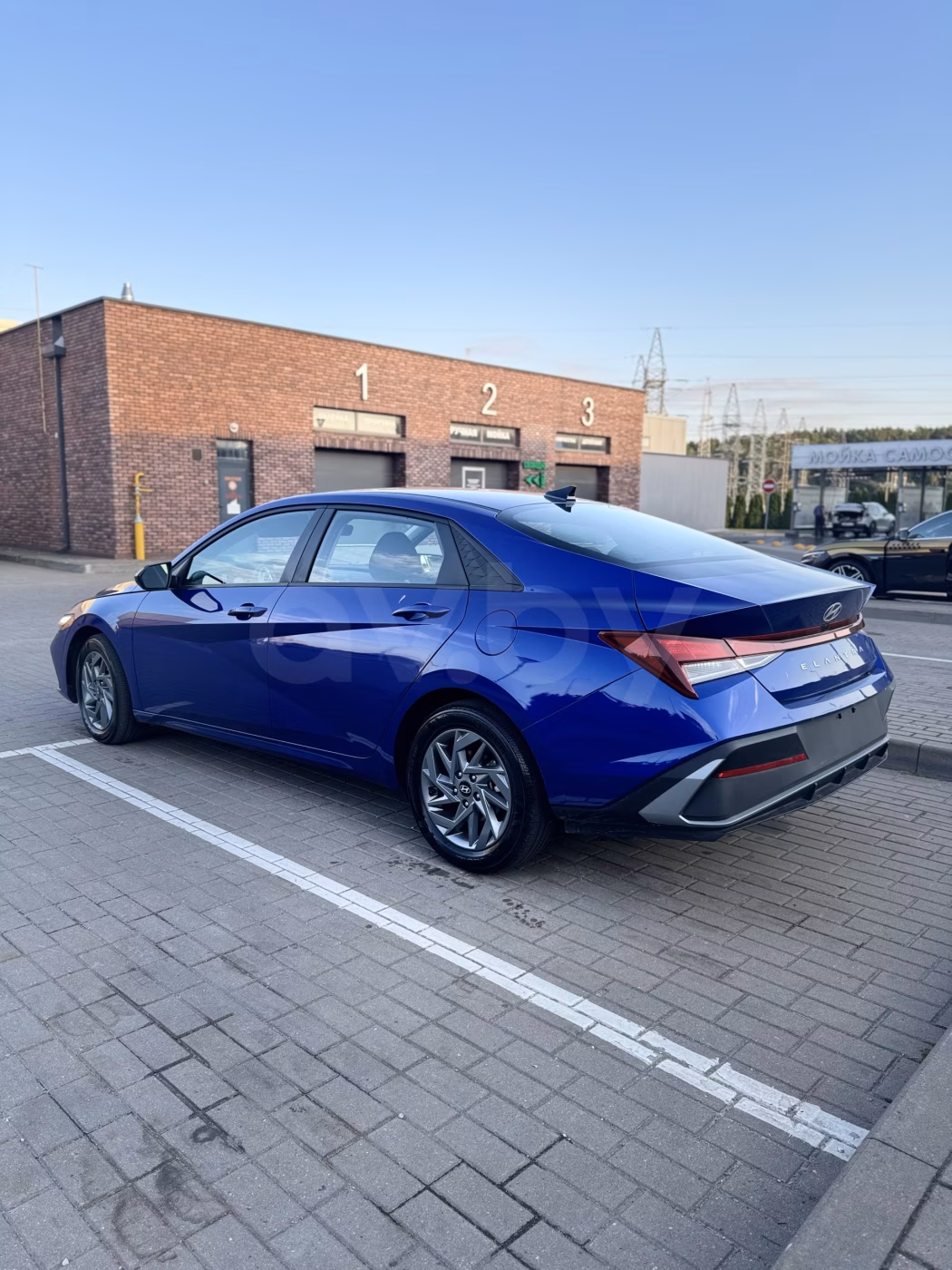 Hyundai Elantra фото 7