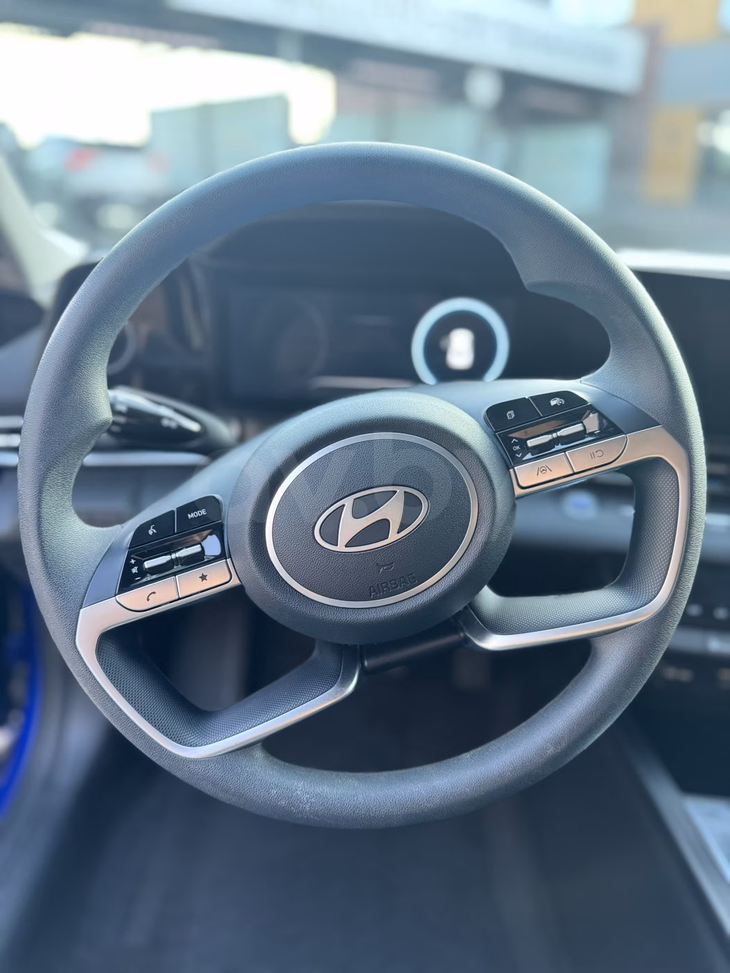 Hyundai Elantra фото 25