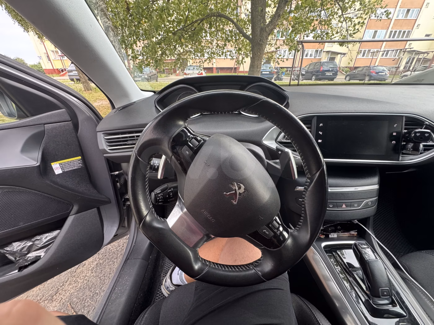 Peugeot 308 фото 6
