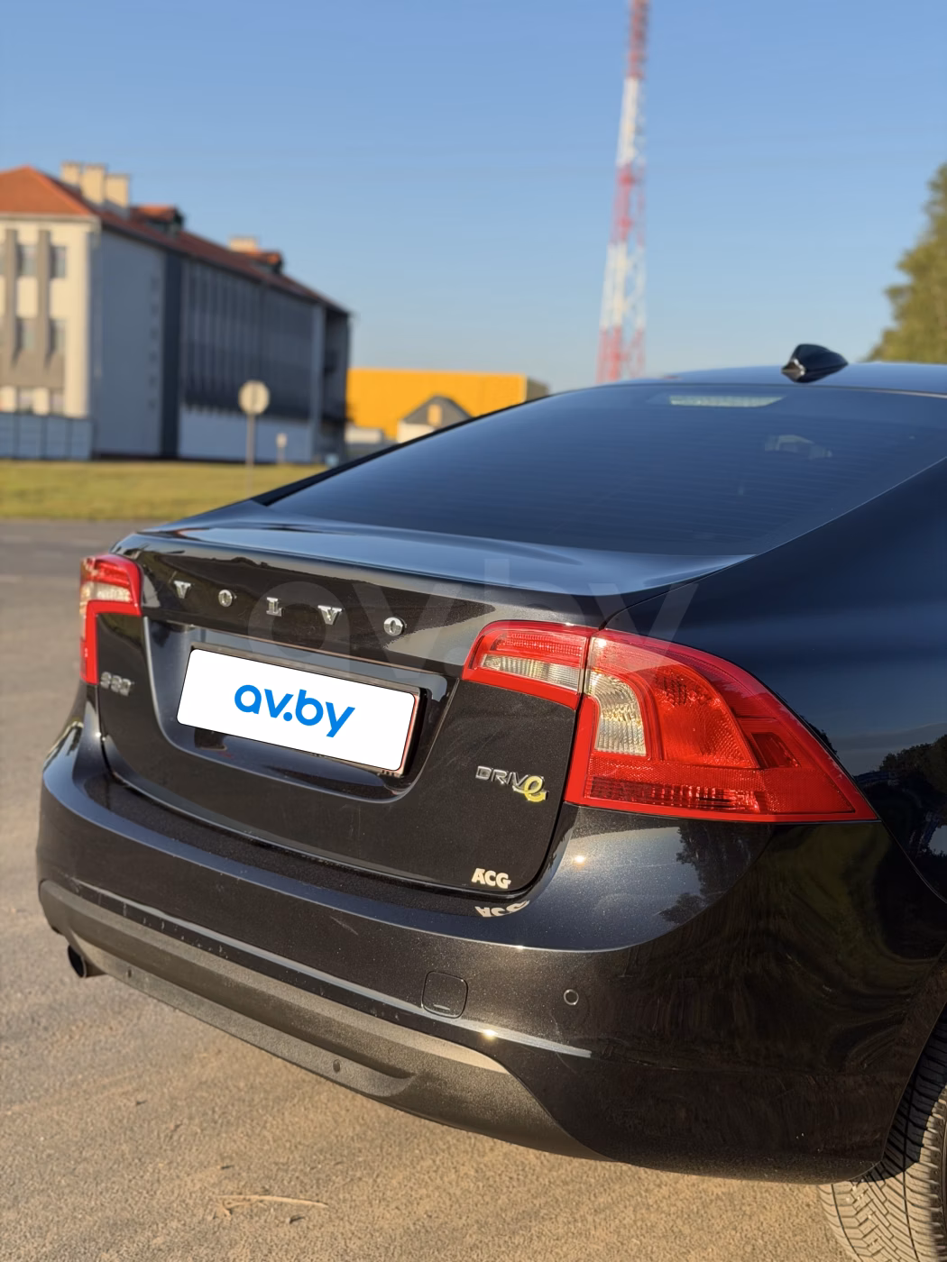 Volvo S60 фото 14