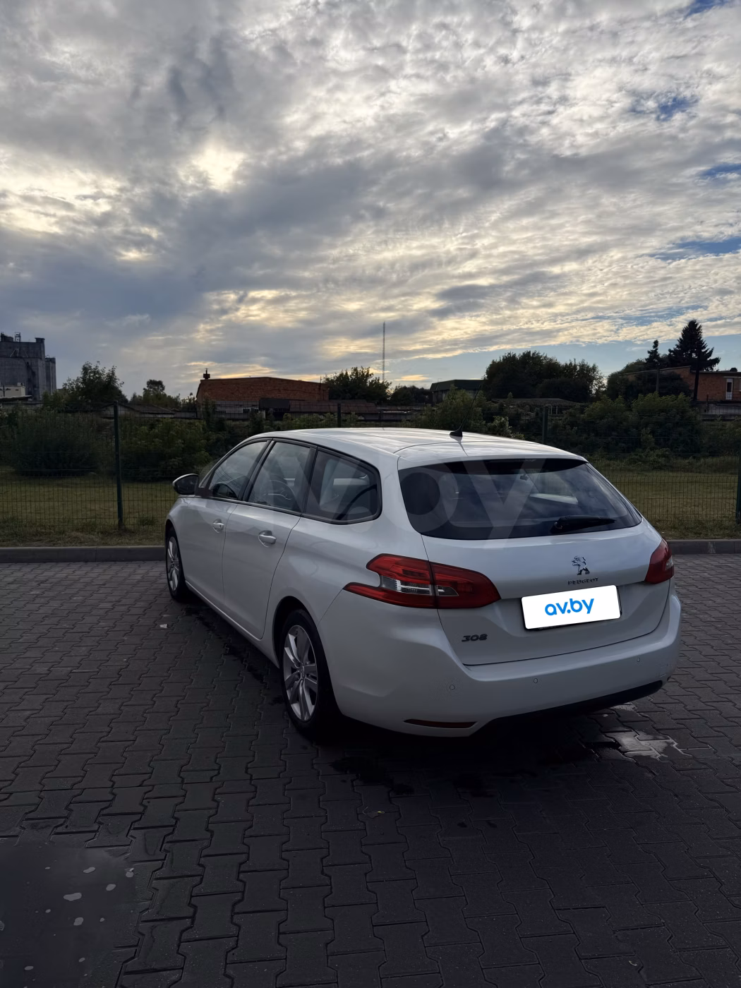 Peugeot 308 фото 6