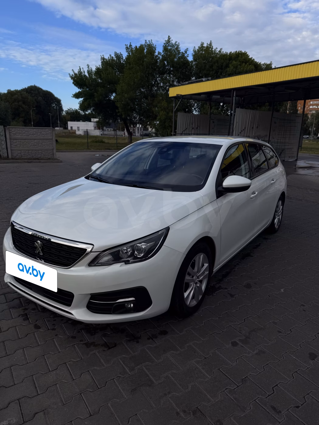 Peugeot 308 фото 2