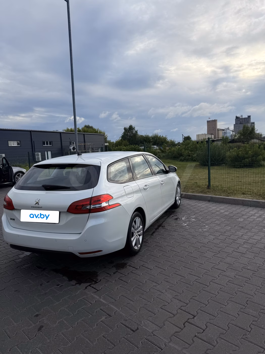 Peugeot 308 фото 8