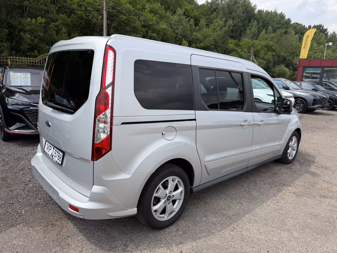 Ford Tourneo Connect фото 11
