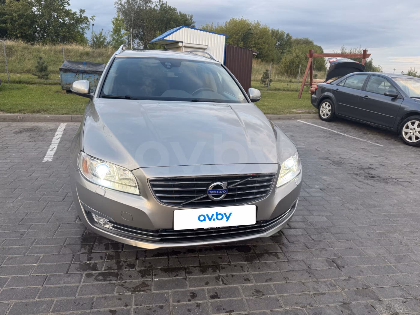 Volvo V70 фото 4