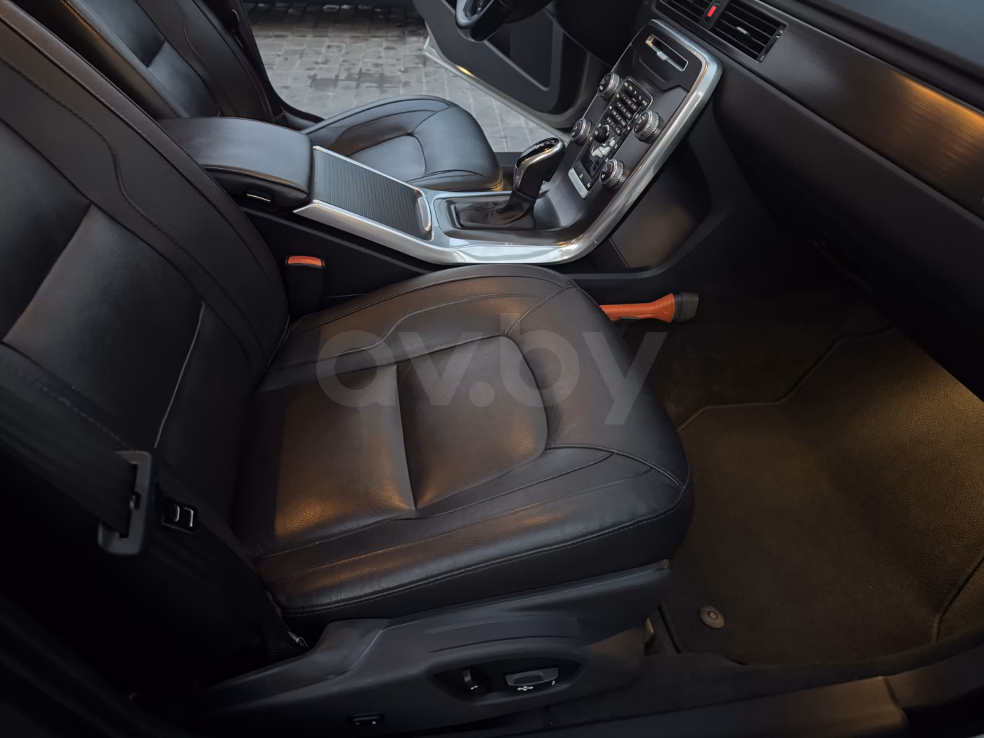 Volvo V70 фото 20