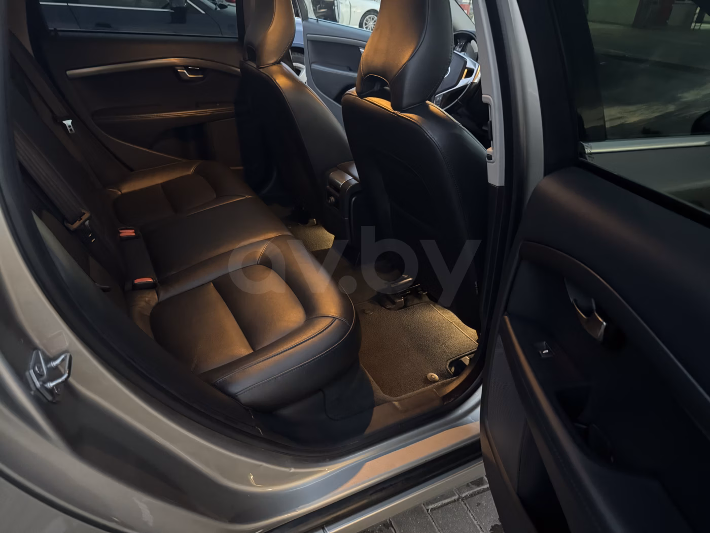 Volvo V70 фото 29