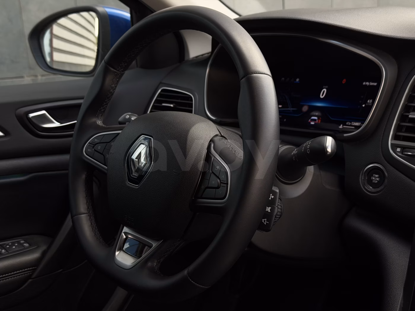 Renault Megane фото 9