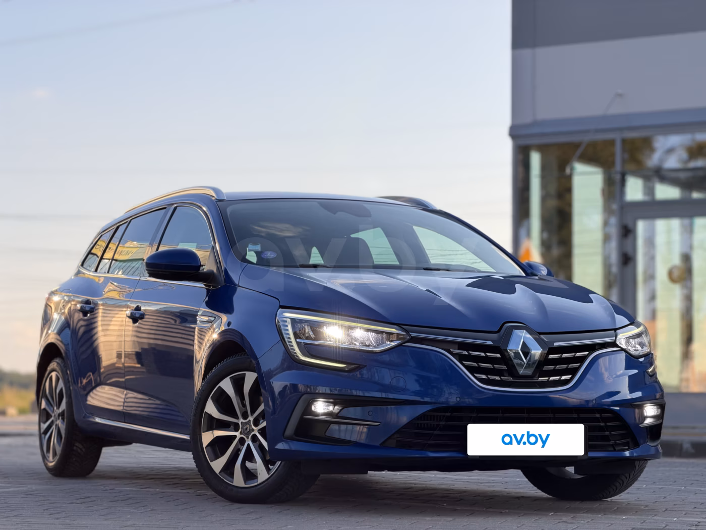 Renault Megane фото 15
