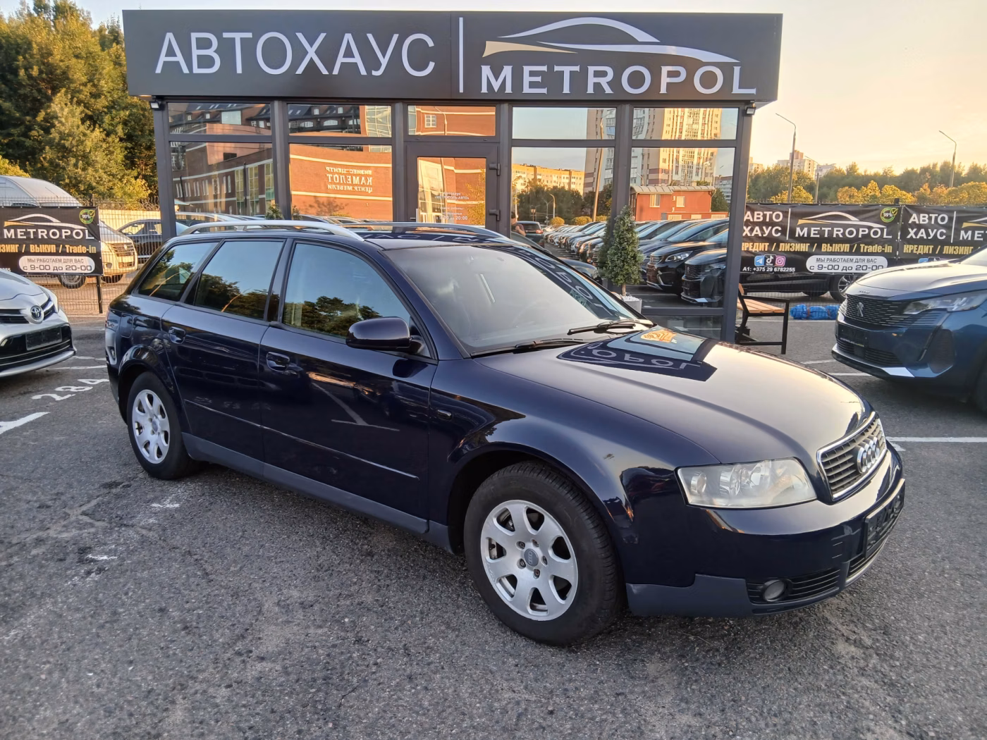 Audi A4 фото 2