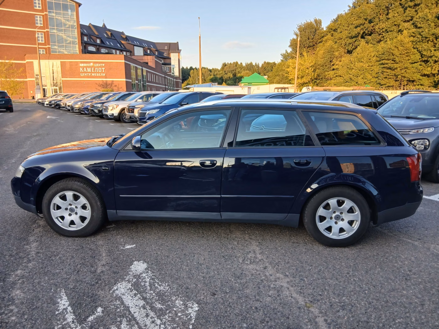 Audi A4 фото 8