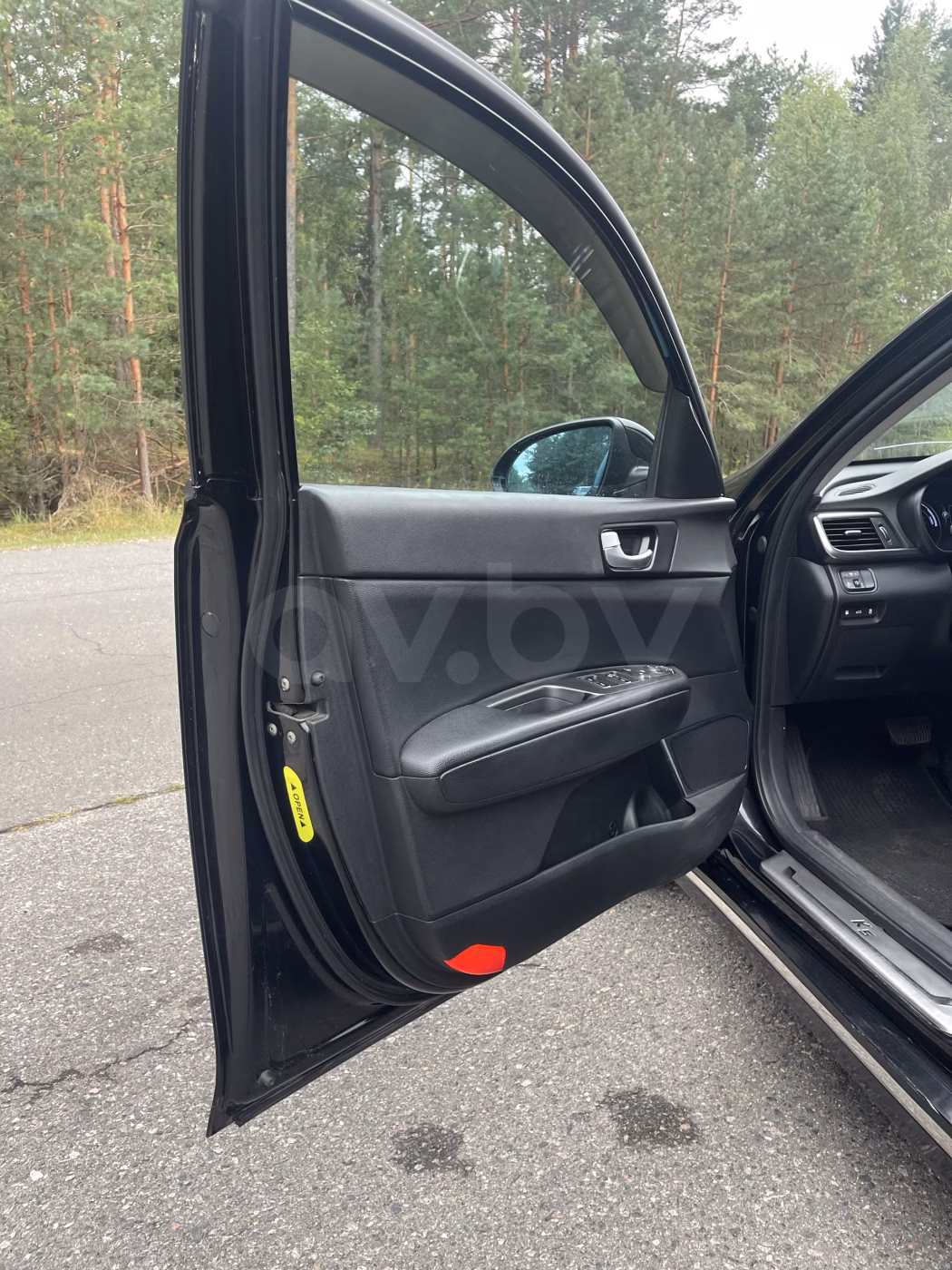 Kia K5 фото 10