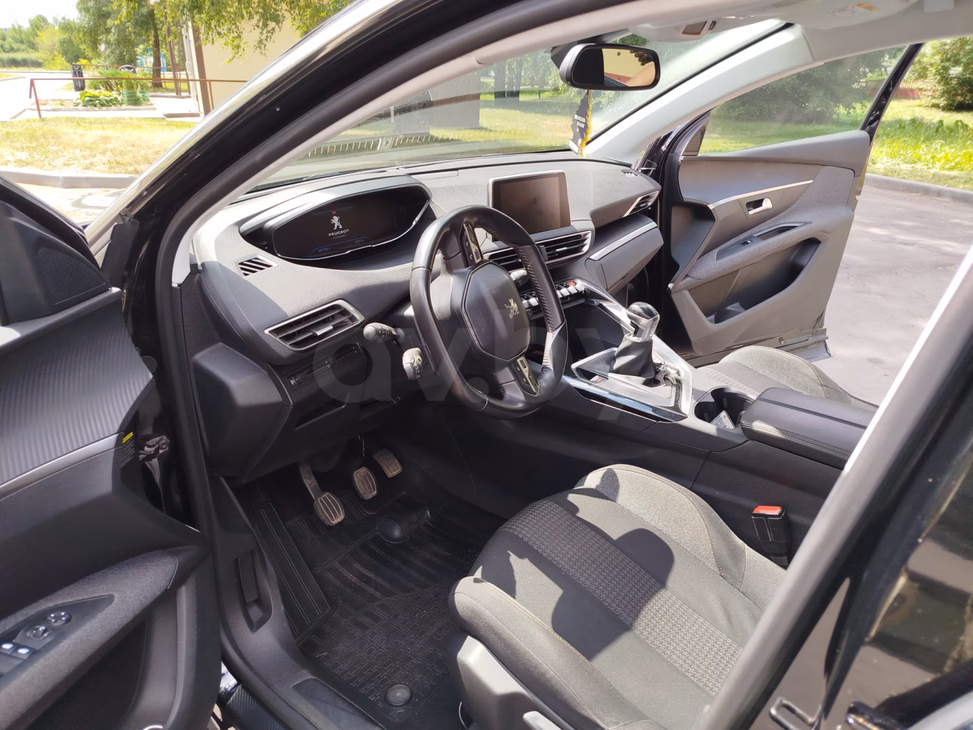 Peugeot 5008 фото 19