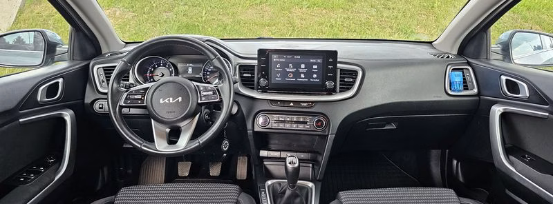 Kia Cee'd фото 10