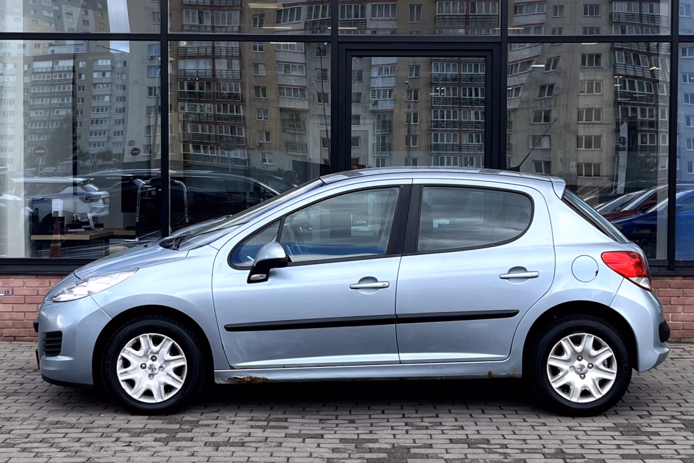 Peugeot 207 фото 5