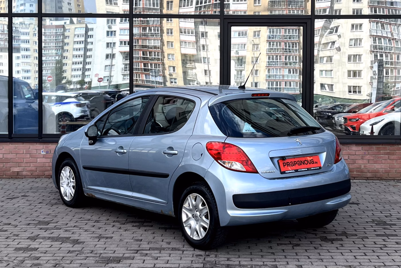 Peugeot 207 фото 6