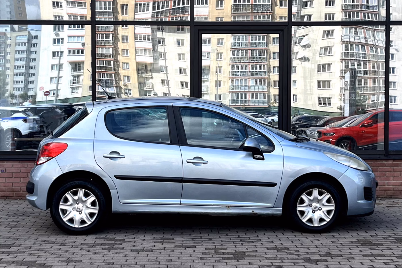 Peugeot 207 фото 4