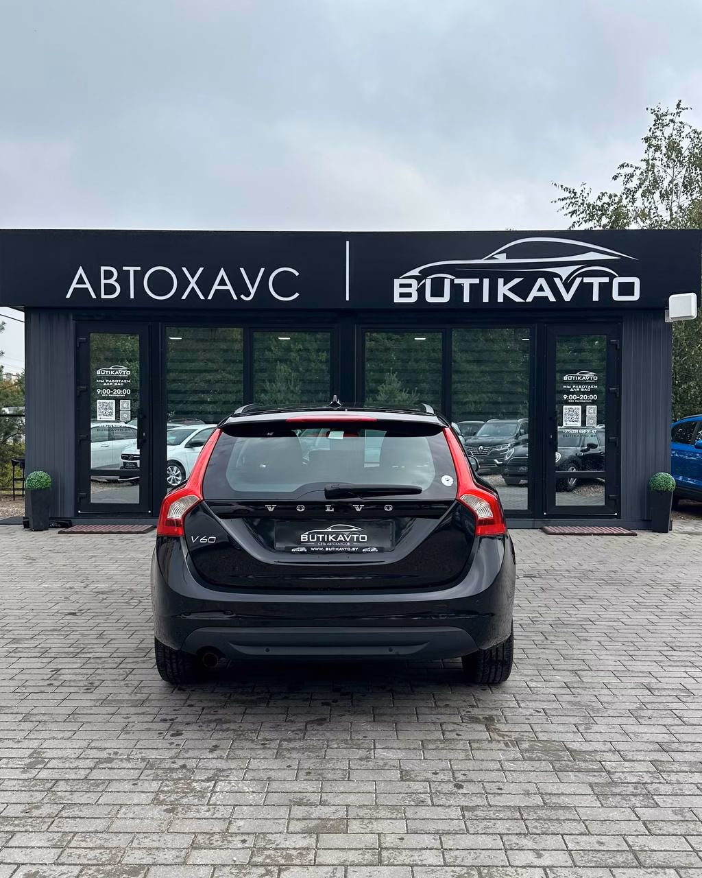 Volvo V60 фото 6