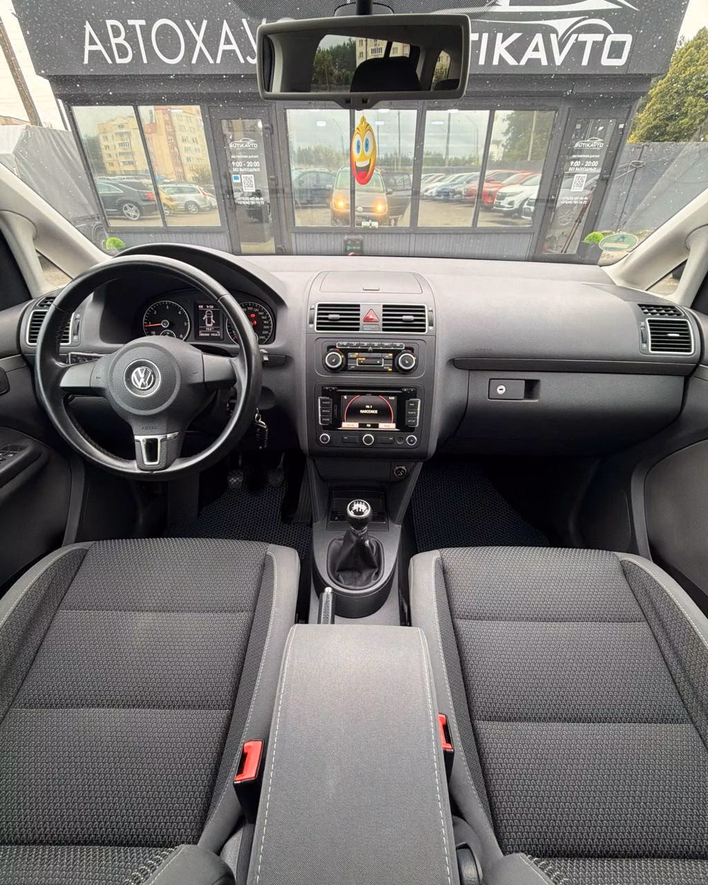 Volkswagen Touran фото 8